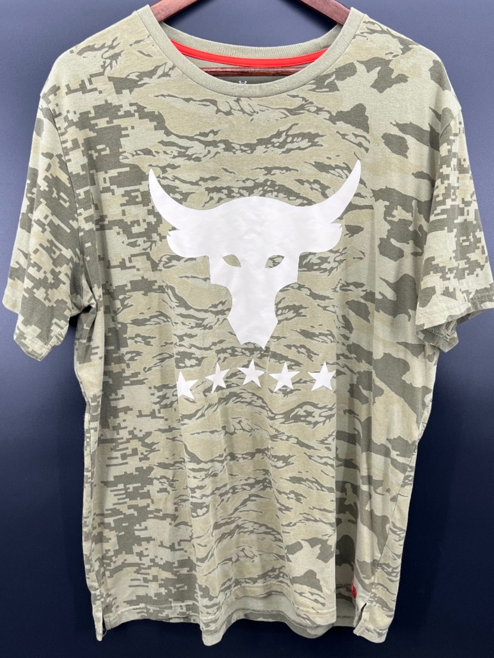 Under Armour Project Rock XL Green Camo Brahma Bull By Air Land Sea Crew Neck